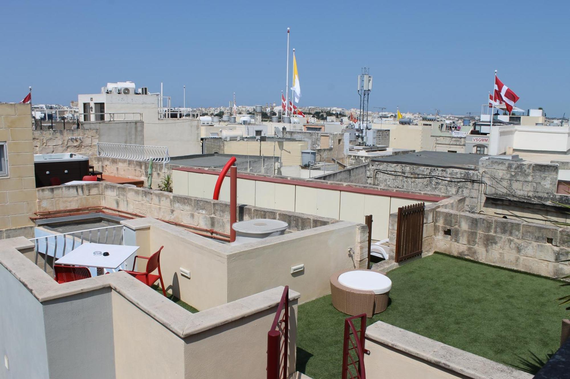 Palazzino Nina Boutique Hotel Qormi Ngoại thất bức ảnh